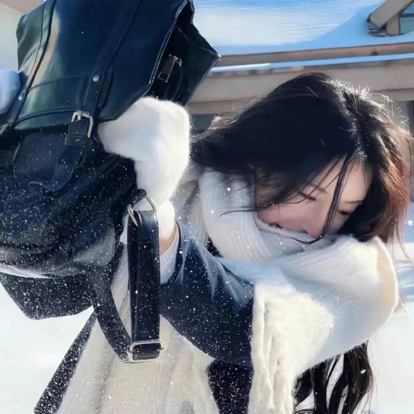 巨蛇闯女校